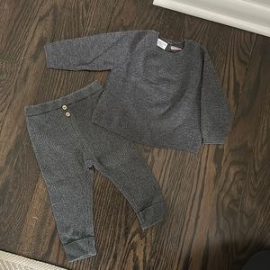 Zara 6-9mo grey button-back sweater and leggings